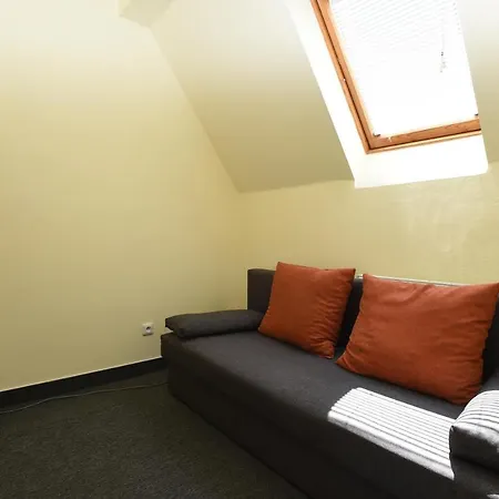U Jezirka Hotel 3*