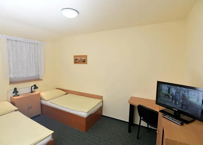 Hotel U Jezirka 3*